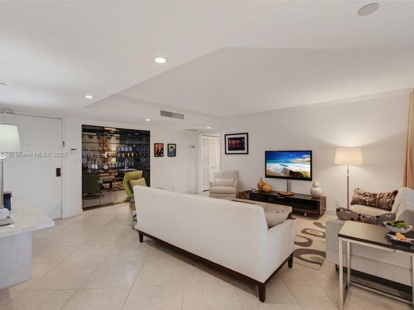 140 SE 5th Ave 438, Boca Raton FL 33432
