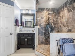 1524 39th St, West Palm Beach FL 33407