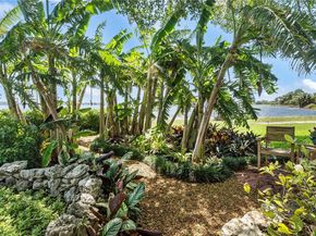 1524 39th St, West Palm Beach FL 33407