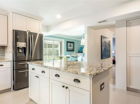 1524 39th St, West Palm Beach FL 33407