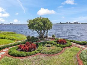 1524 39th St, West Palm Beach FL 33407