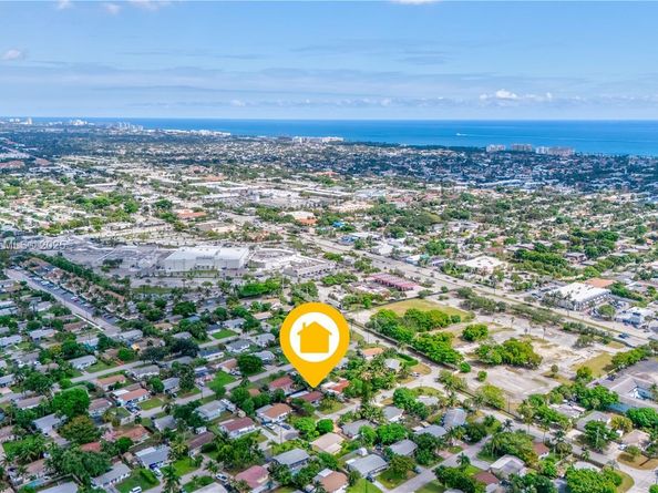 1631 NE 32nd St, Pompano Beach FL 33064
