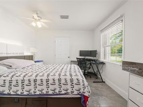 1631 NE 32nd St, Pompano Beach FL 33064