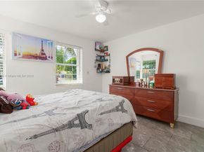 1631 NE 32nd St, Pompano Beach FL 33064