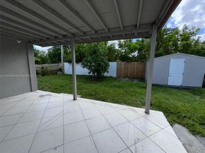 433 SW 28th Ave, Fort Lauderdale FL 33312