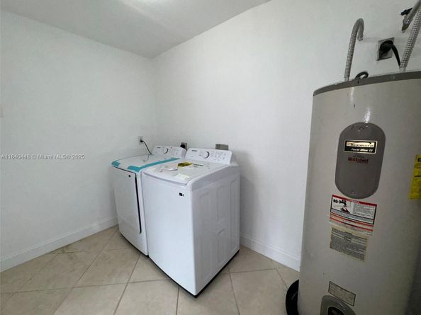 433 SW 28th Ave, Fort Lauderdale FL 33312