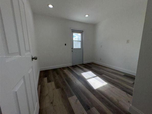 433 SW 28th Ave, Fort Lauderdale FL 33312