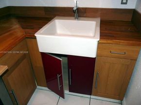 1880 NW 68th Ter, Miami FL 33147