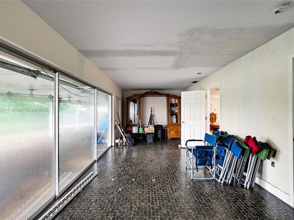 311 NW 201st St, Miami Gardens FL 33169