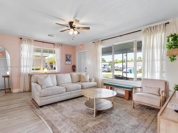 2310 Flamingo Dr, Miramar FL 33023