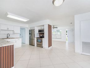 5420 NW 182nd St, Miami Gardens FL 33055