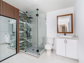 5420 NW 182nd St, Miami Gardens FL 33055