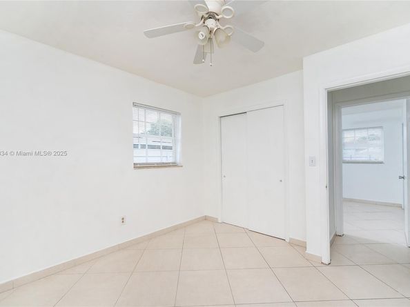 5420 NW 182nd St, Miami Gardens FL 33055