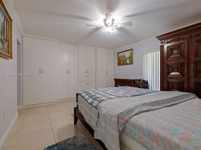 7401 SW 82nd st 109s, Miami FL 33143