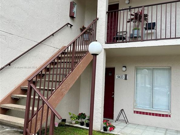 9435 SW 140th Ct 9435, Miami FL 33186