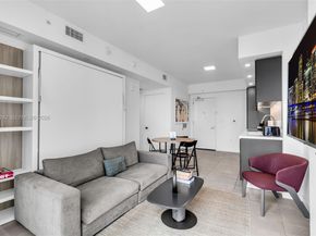 227 NE 2nd St 2503, Miami FL 33132