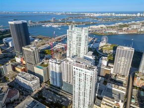 227 NE 2nd St 2503, Miami FL 33132