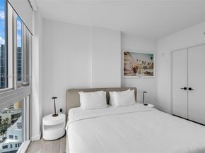 227 NE 2nd St 2503, Miami FL 33132
