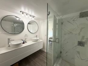 13499 Biscayne Blvd 902, North Miami FL 33181