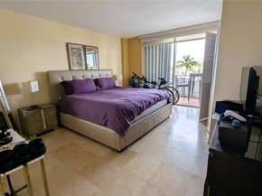 5161 Collins Ave 518, Miami Beach FL 33140