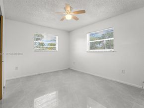 7491 Hope St, Hollywood FL 33024