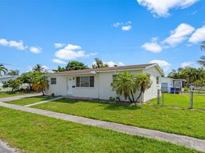 7491 Hope St, Hollywood FL 33024