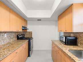 7491 Hope St, Hollywood FL 33024