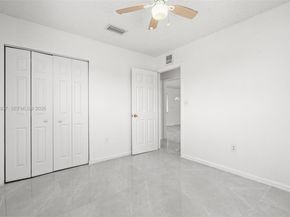 7491 Hope St, Hollywood FL 33024