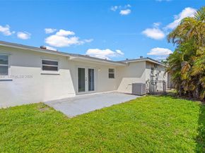 7491 Hope St, Hollywood FL 33024