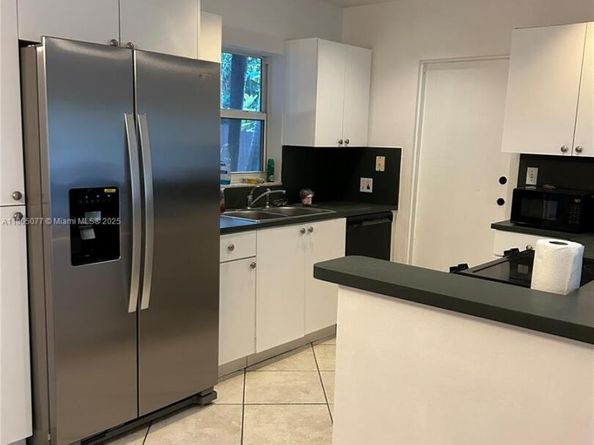 9900 SW 164th Ter, Miami FL 33157