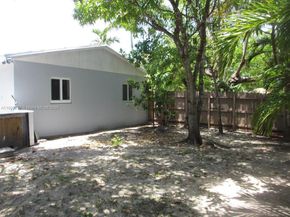 9900 SW 164th Ter, Miami FL 33157