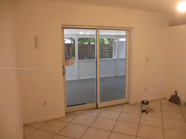 9900 SW 164th Ter, Miami FL 33157