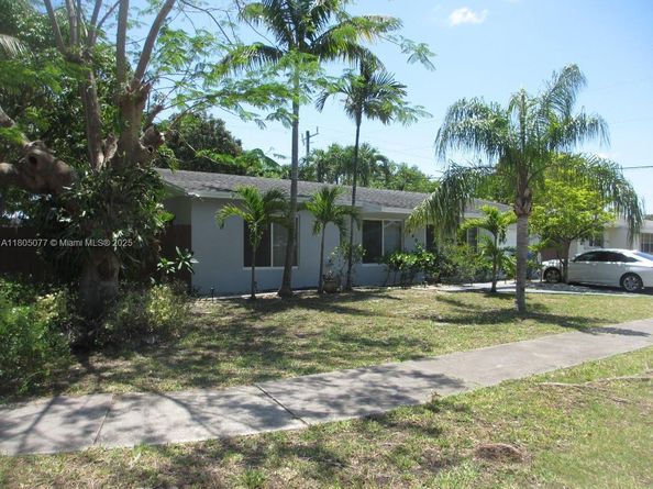 9900 SW 164th Ter, Miami FL 33157