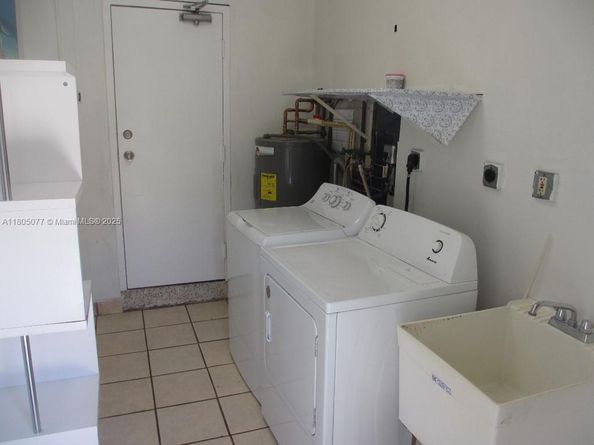 9900 SW 164th Ter, Miami FL 33157
