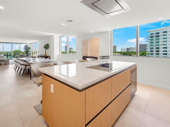 1135 103 606, Bay Harbor Islands FL 33154