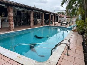 9832 SW 27th Ter, Miami FL 33165