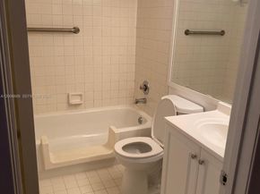 13550 SW 6th Ct 308A, Pembroke Pines FL 33027