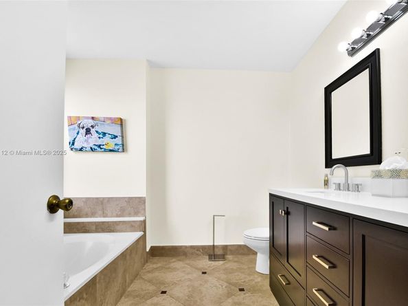 8713 NW 6th Ct, Coral Springs FL 33071