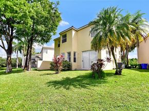 8713 NW 6th Ct, Coral Springs FL 33071