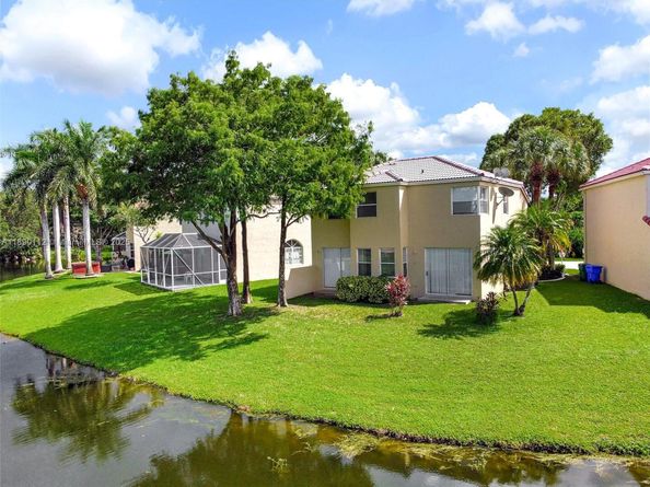 8713 NW 6th Ct, Coral Springs FL 33071