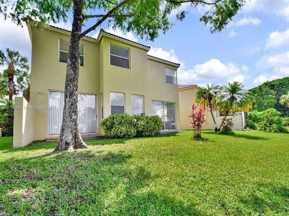 8713 NW 6th Ct, Coral Springs FL 33071