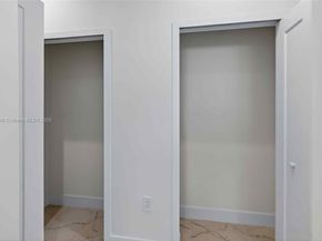 1346 NW 44th St, Miami FL 33142