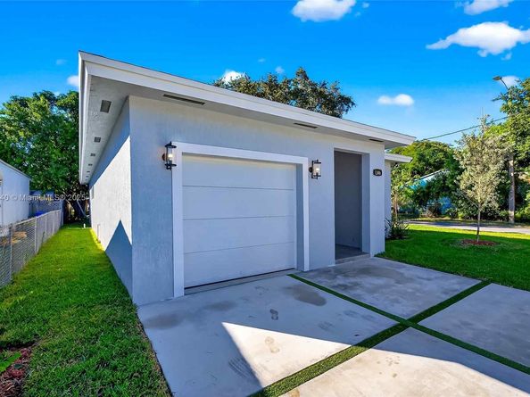 1346 NW 44th St, Miami FL 33142