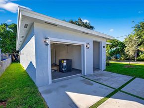 1346 NW 44th St, Miami FL 33142