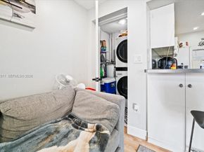 5402 NW 25th Ter, Tamarac FL 33309