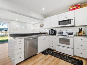 5402 NW 25th Ter, Tamarac FL 33309