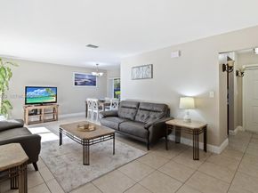 4119 Coral Springs Dr C6, Coral Springs FL 33065