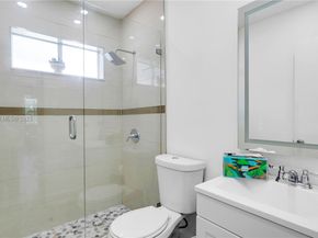 7578 W 30th Ln, Hialeah FL 33018