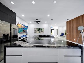 1550 SW 89th Ct, Miami FL 33174
