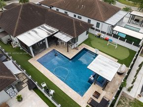 1550 SW 89th Ct, Miami FL 33174